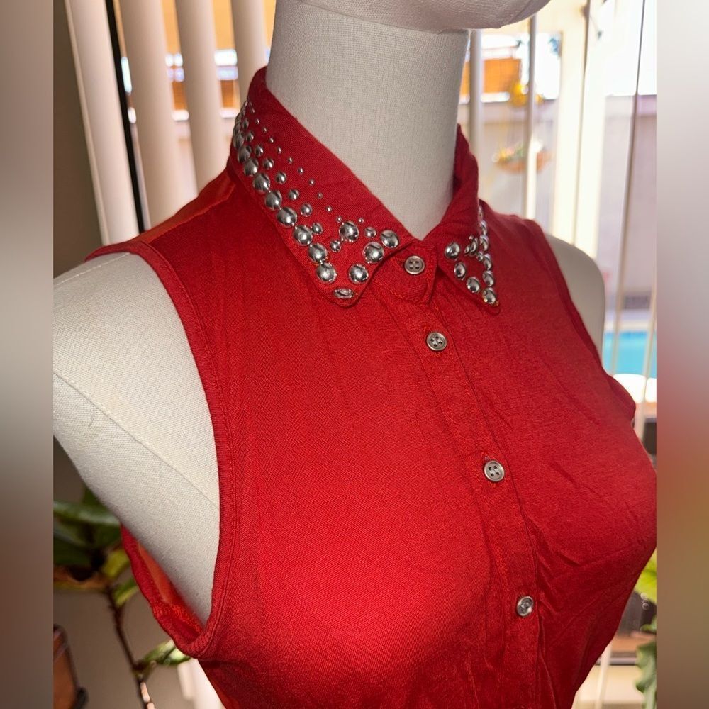 Eye Candy Red Studded Collar Sleeveless Button Down Top - Size Small - Picture 2 of 11